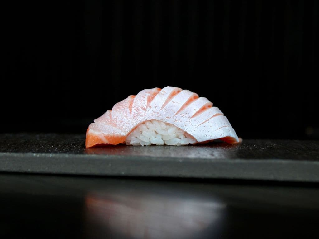 Saumon Nigiri / Salmon Nigiri