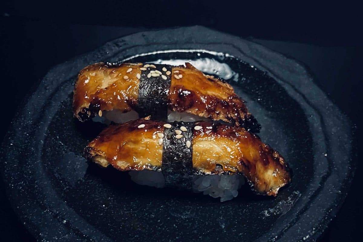 Vegan Unagi Nigiri (2 pieces) (Vegan, gluten-free, nut-free)