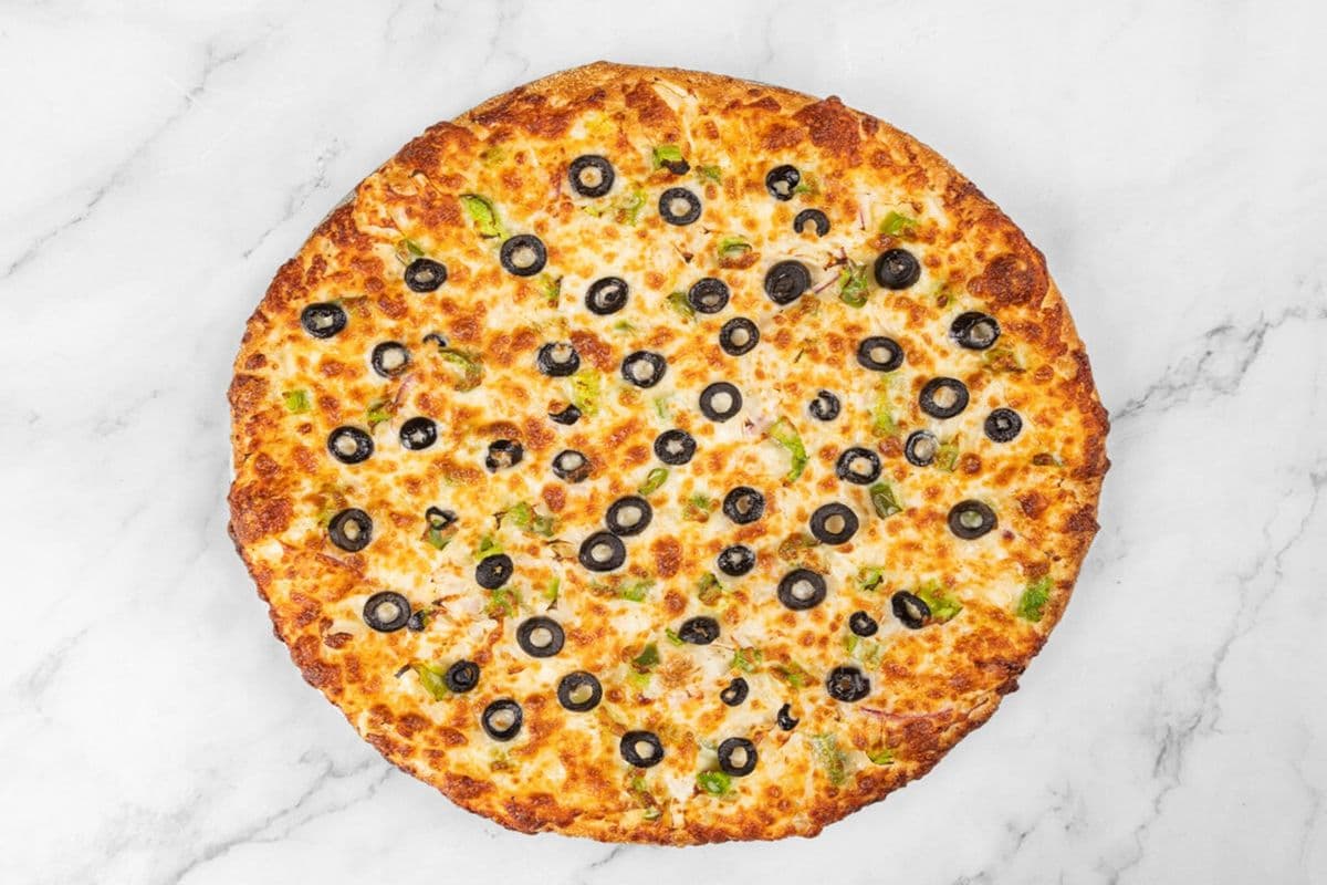 4. Medium Vegetarian Pizza