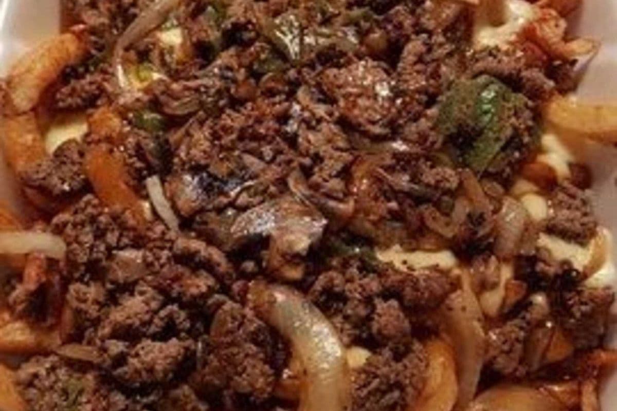 Prime Beef Poutine (Medium)