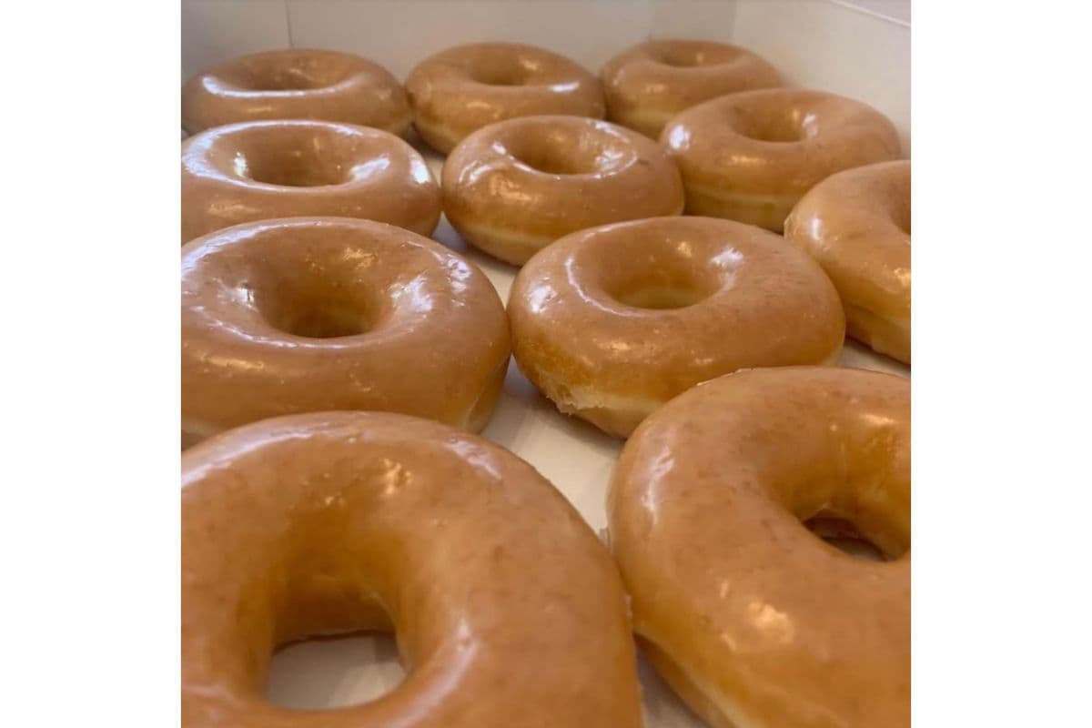 Original Glazed Donuts (12 pcs)