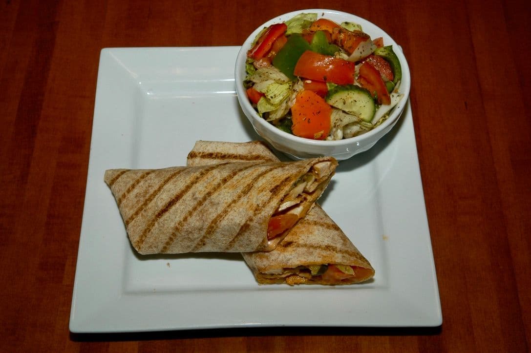 Wrap en trio (1 salade et boisson)