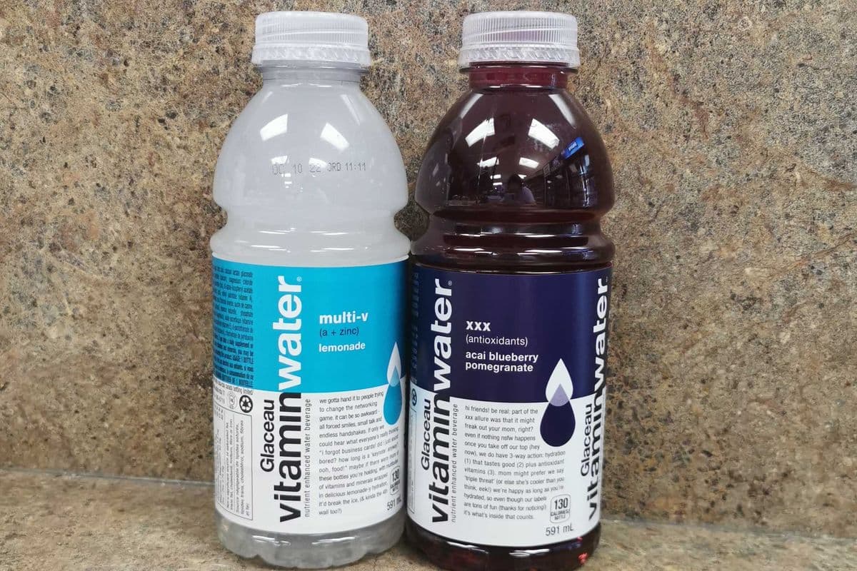 vitamin water lemonade and blueberry (591ml)