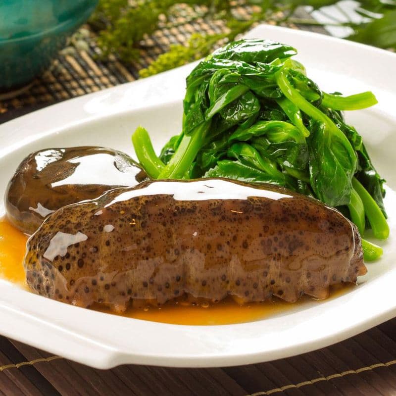 Sea Cucumber & Dried Shiitake Mushroom & Pea Tip Leaves 北菇海參扒豆苗