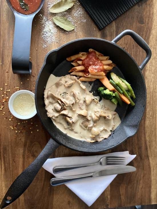 Escalopes de Veau Polignac / Polignac Veal Cutlets