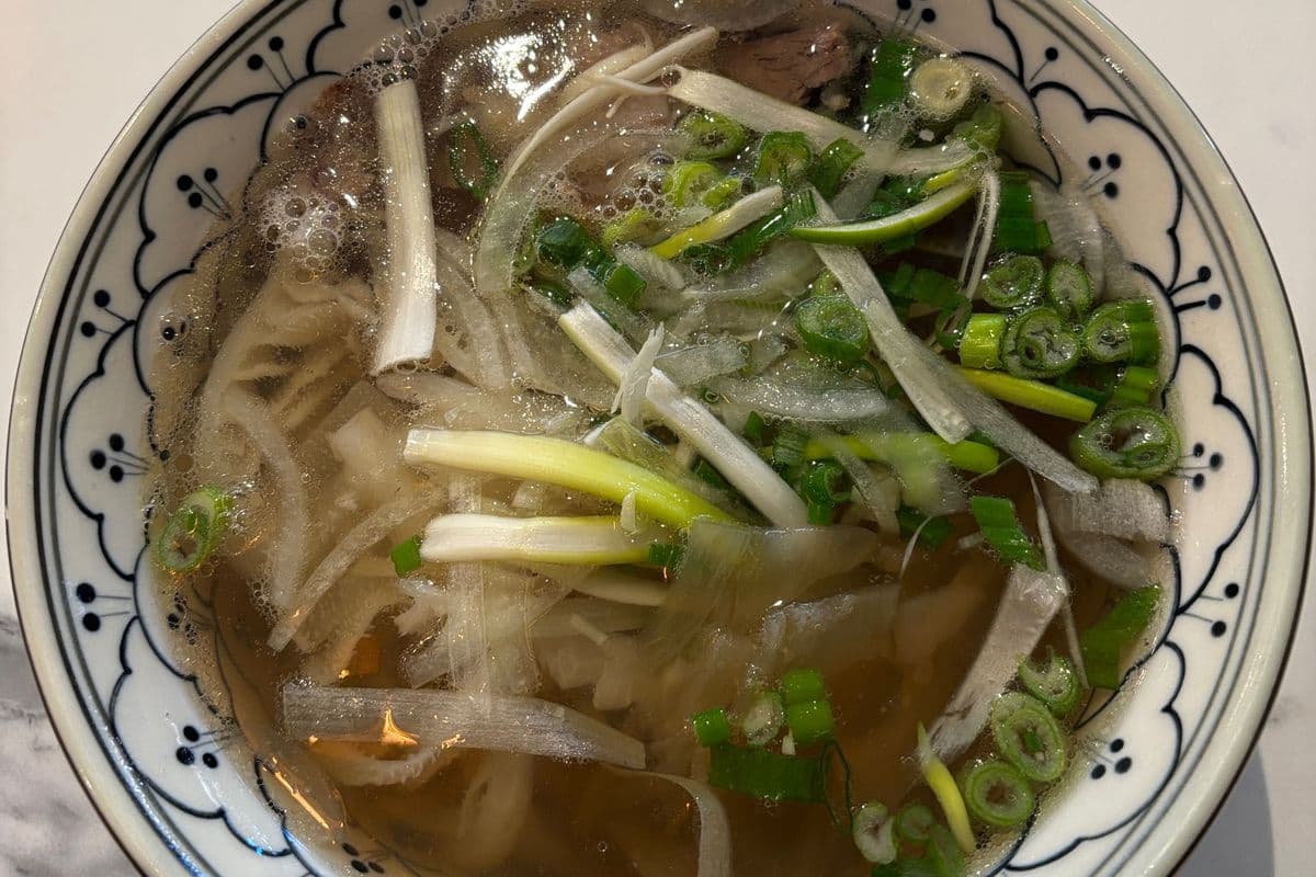 7. Pho Nam Gan Sach