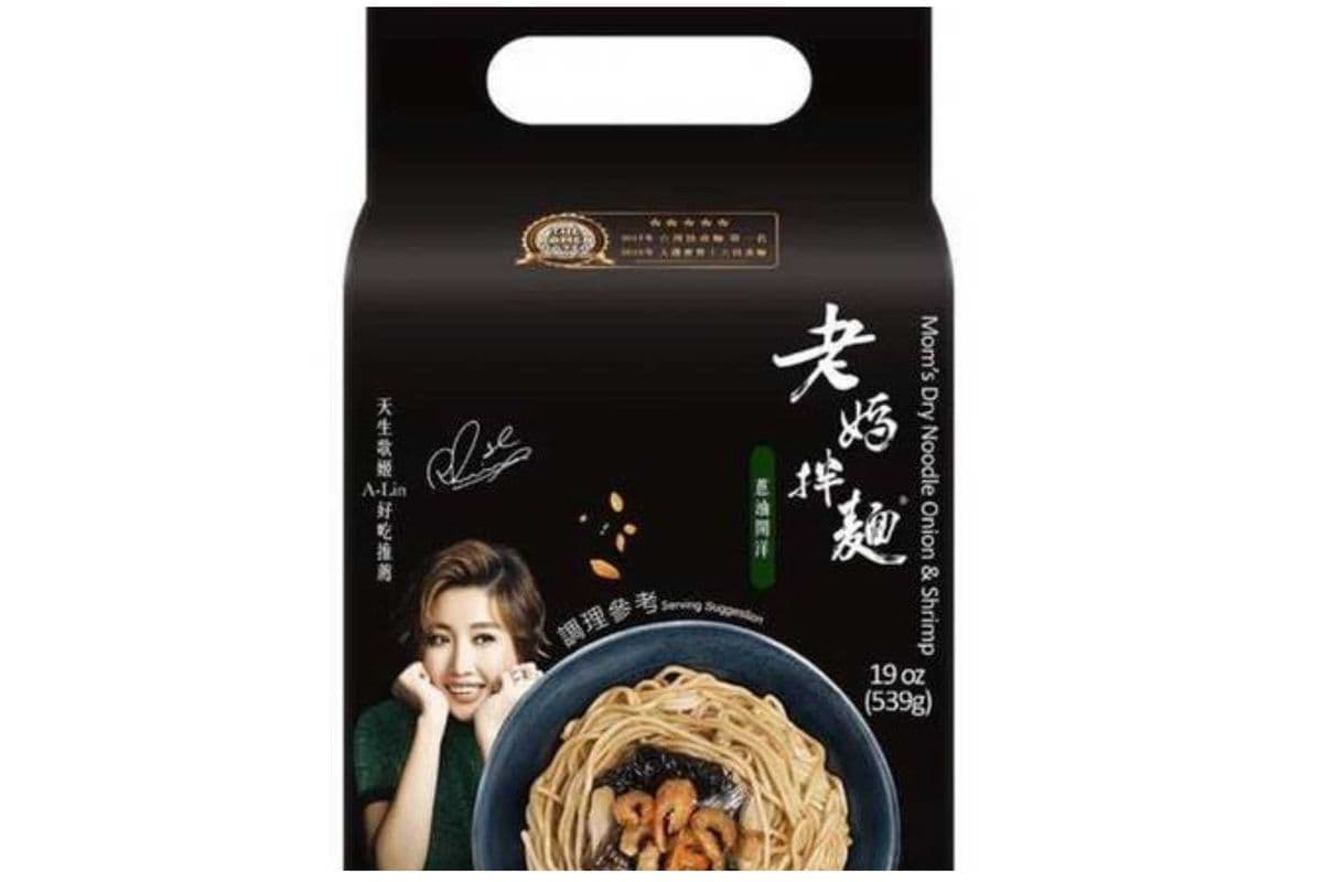 Mom’s Dry Noodle · Onion and Shrimp Flavour (539g)