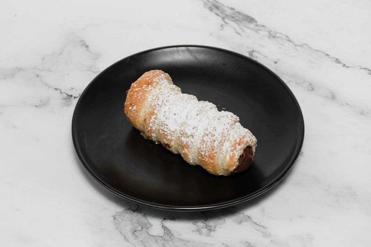 Chocolate Cream Horn