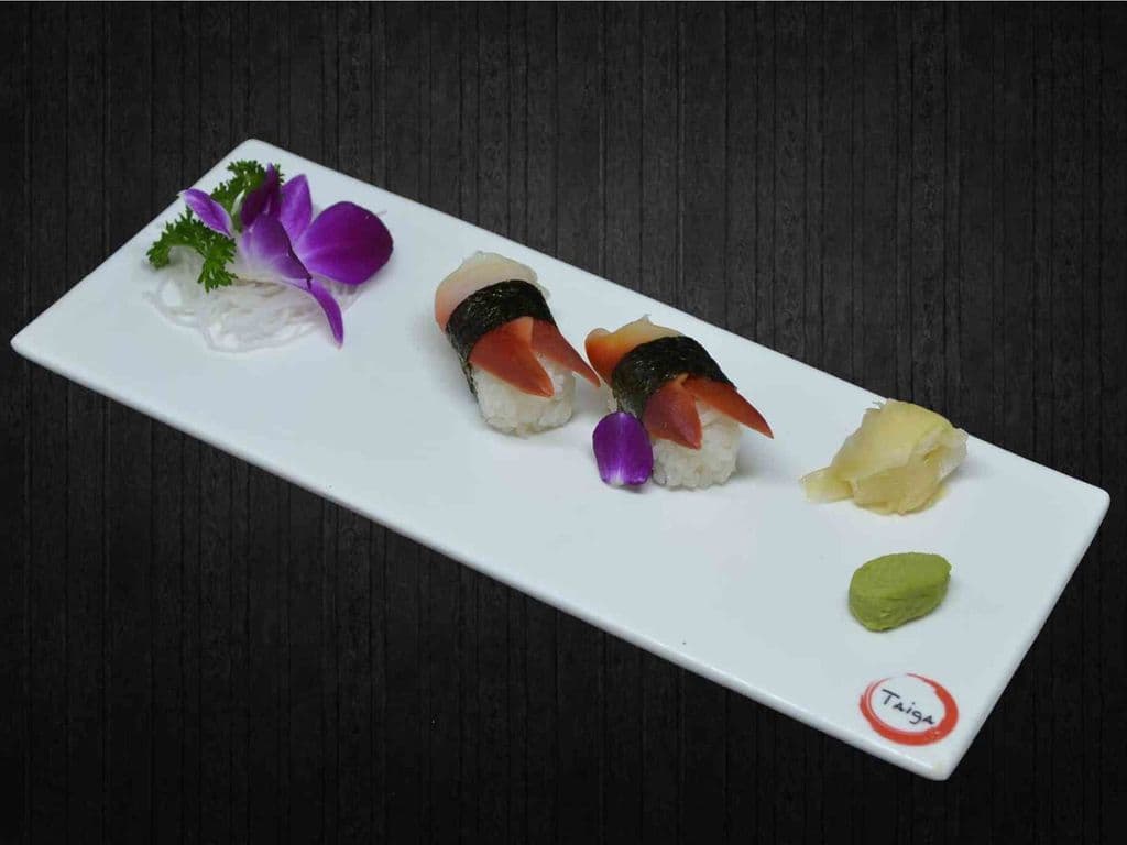 Surf Clam Sushi (2pcs)