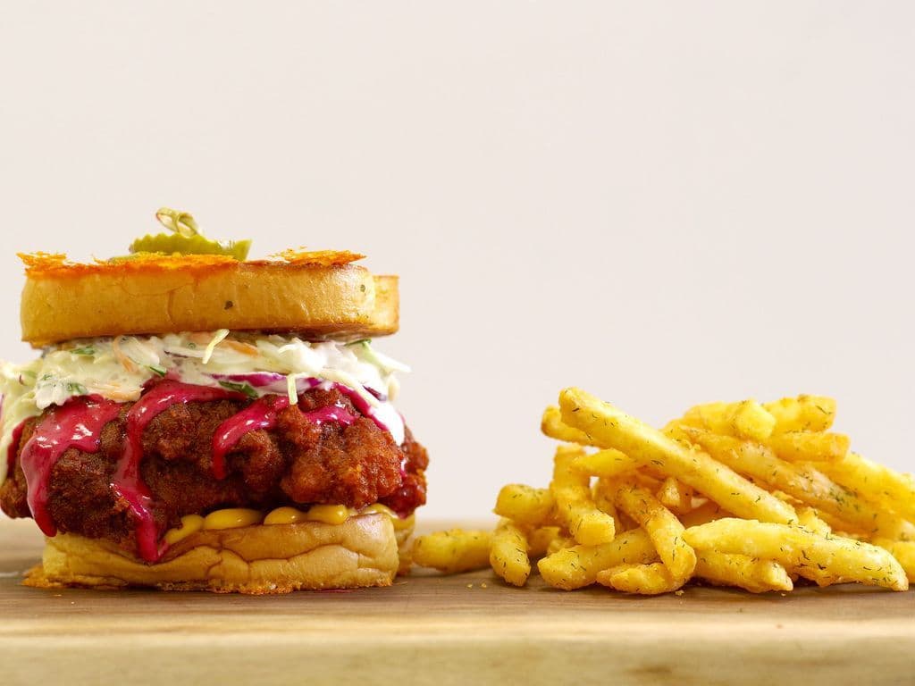 Nashville Hot Chicken Sando (Regular) & Fries