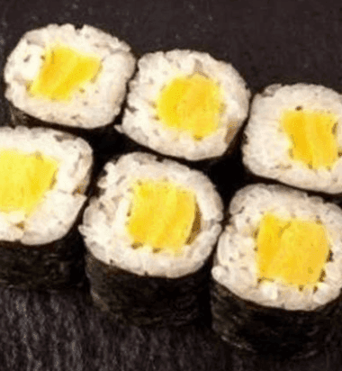 - Tamago Maki