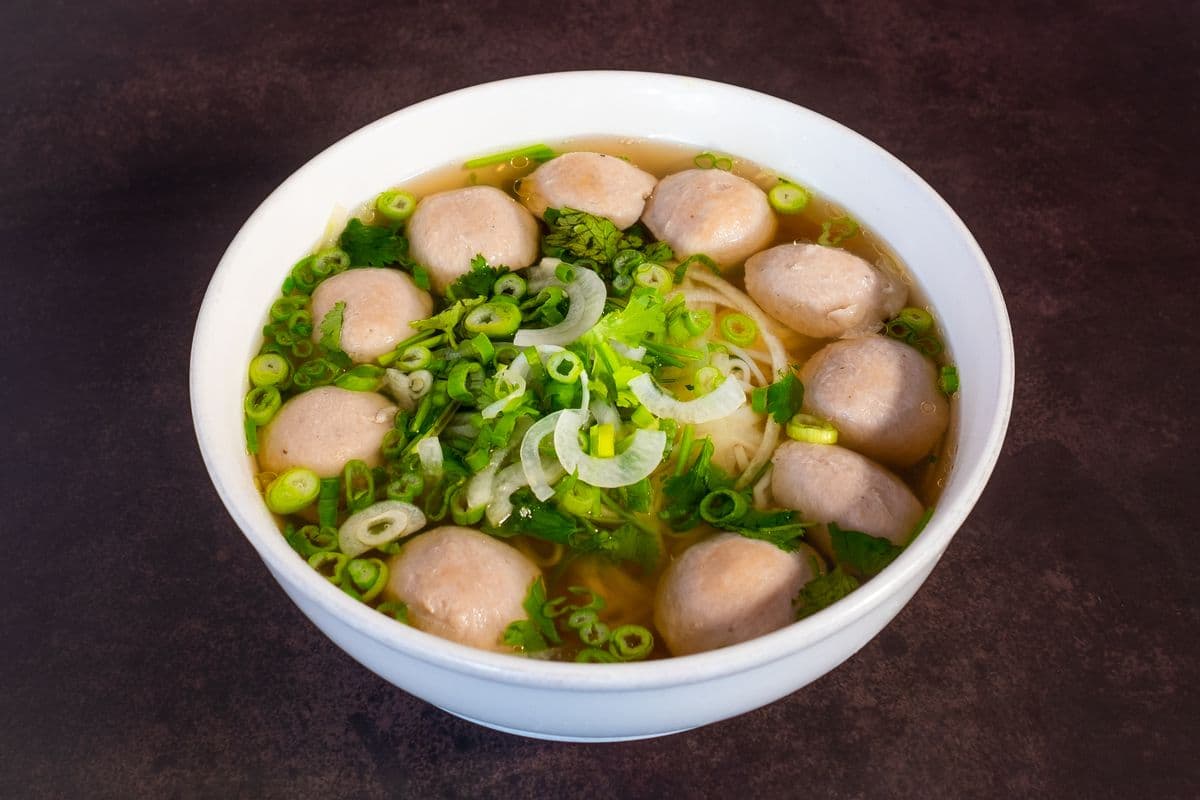 S9. Chicken and Chicken Meat Ball Noodle Soup - Pho Ga, Ga Vien