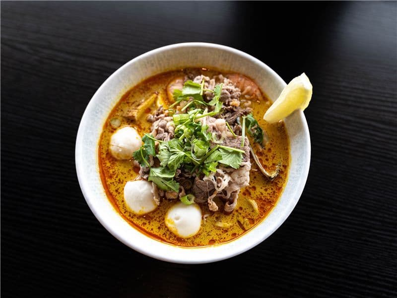 E03 Seafood Laksa Noodle Soup E03 喇沙海鮮湯麵