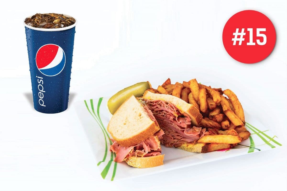 #15. Assiette smoked meat / #15. Smoked Meat Plate