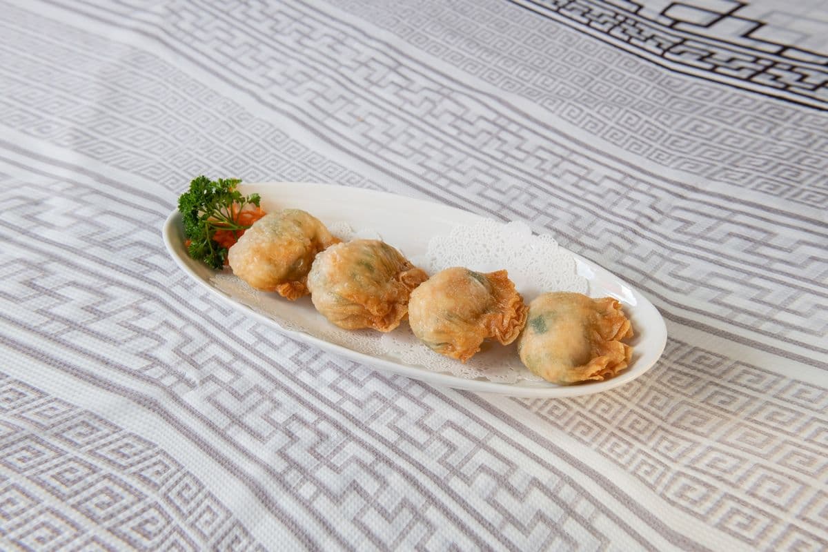 50. Deep-Fried Shrimp and Chives Dumplings(wonton)