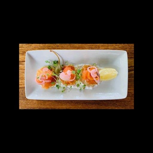Saumon fumé maison / House Smoked Salmon