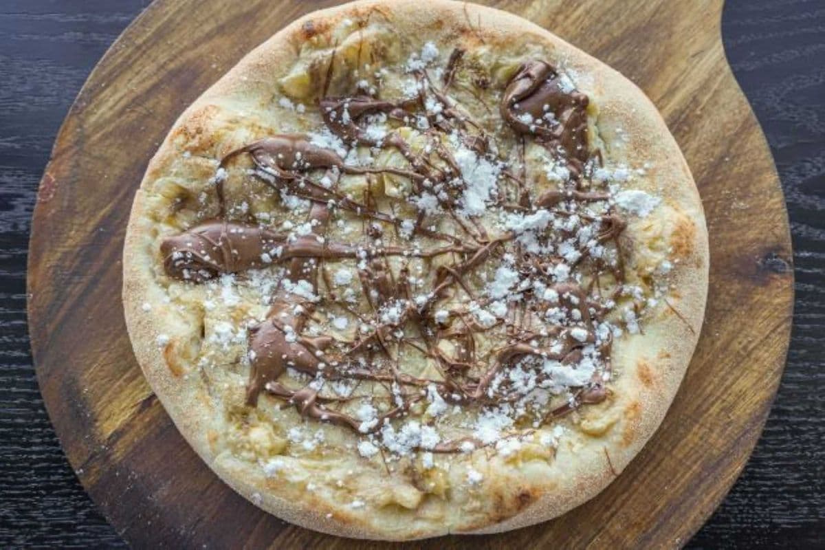 Small (8”) Nutella Pizza Dessert