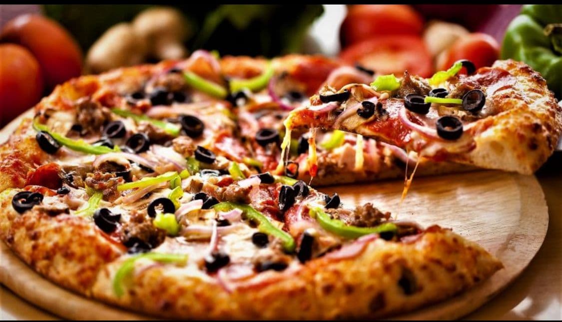 12"traditional pizza Persian style