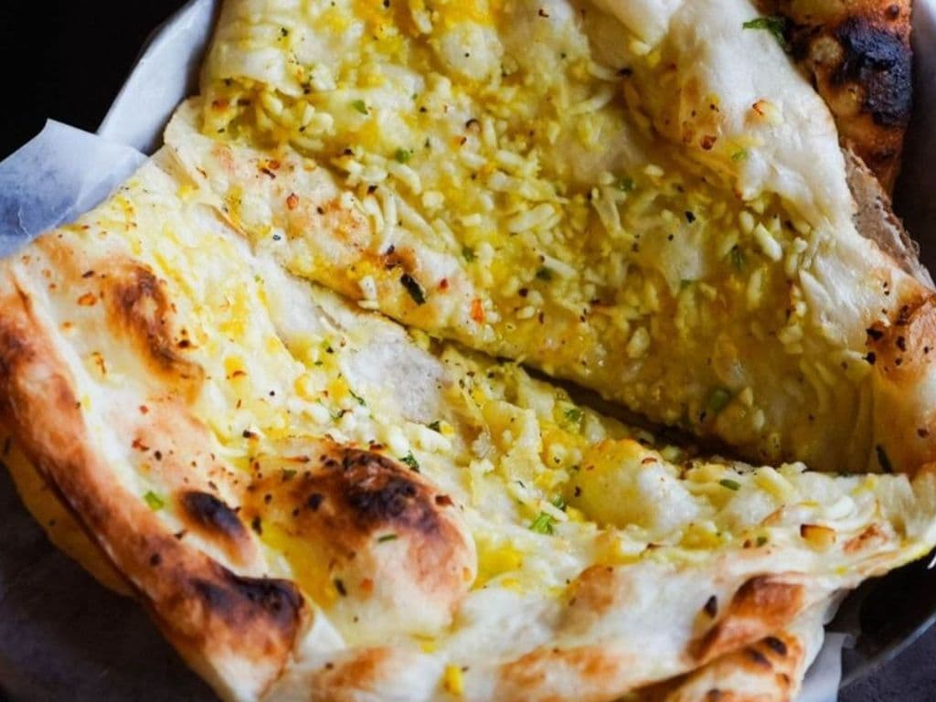 Garlic Cheese Naan
