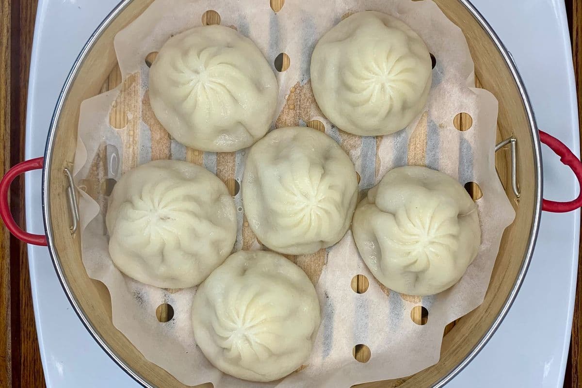 109. Xiao Long Bao / Steamed Pork Buns (6 pcs)