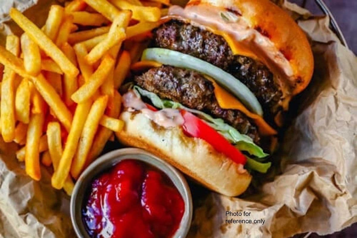 Reynold's Burger Platter