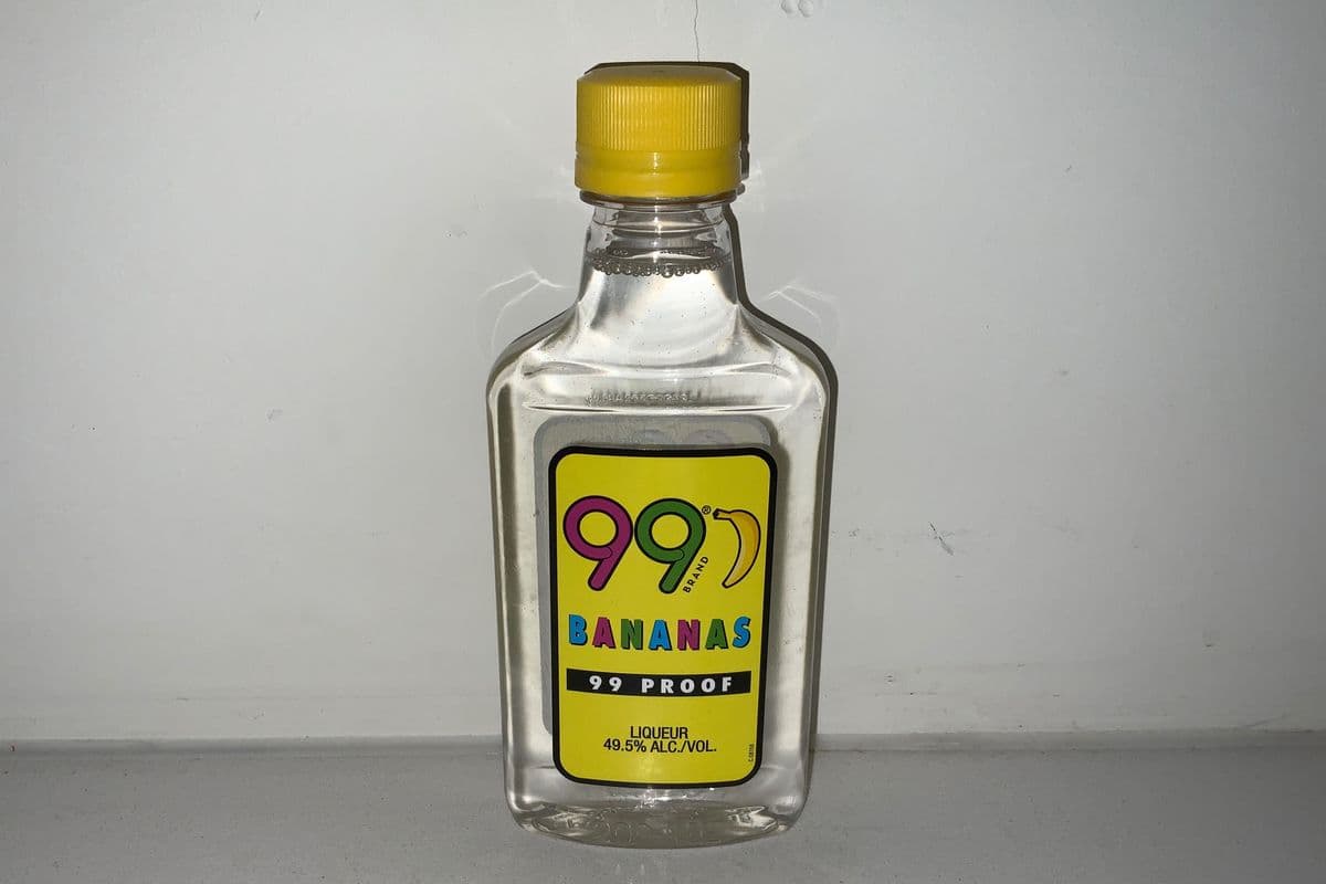 99 BANANAS SCHNAPPS (1 x 200ml)