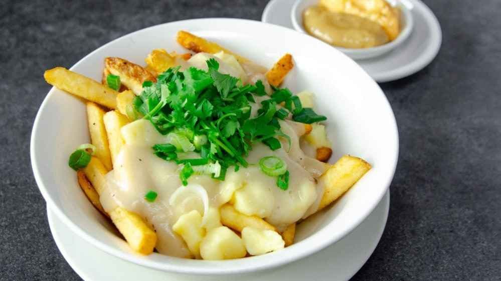 111. Pho Poutine