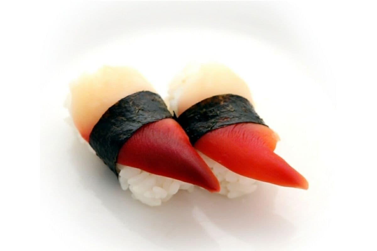 Surf Clam (Hokkigai) Nigiri (1 pc)