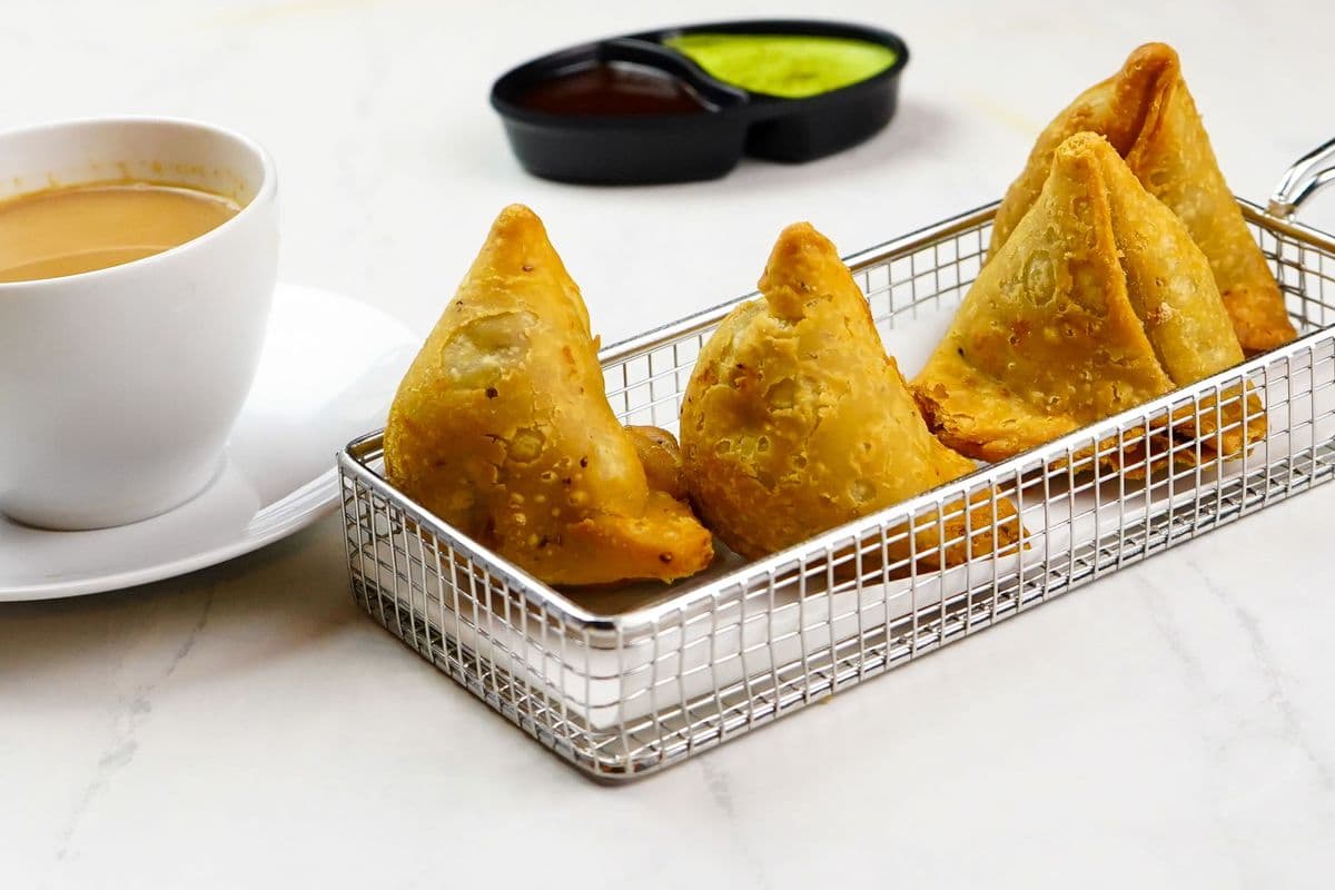 Vegetable Samosa (2 pcs)