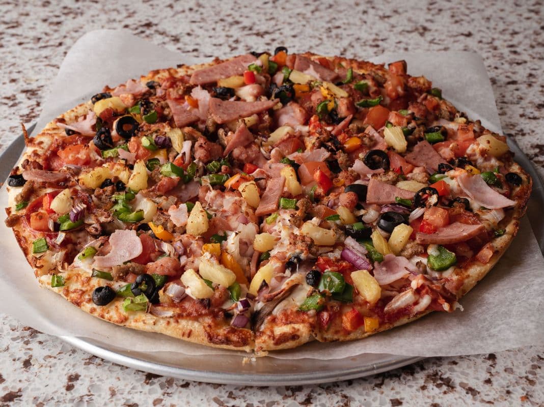 Large Supreme Pizza (14")