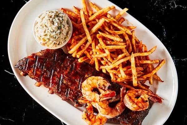 Côtes levées et crevettes tigrées géantes / Ribs and Jumbo Black Tiger Shrimp