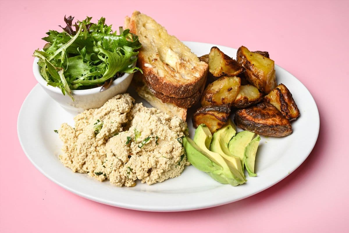 Le Vegan Tofu Scramble