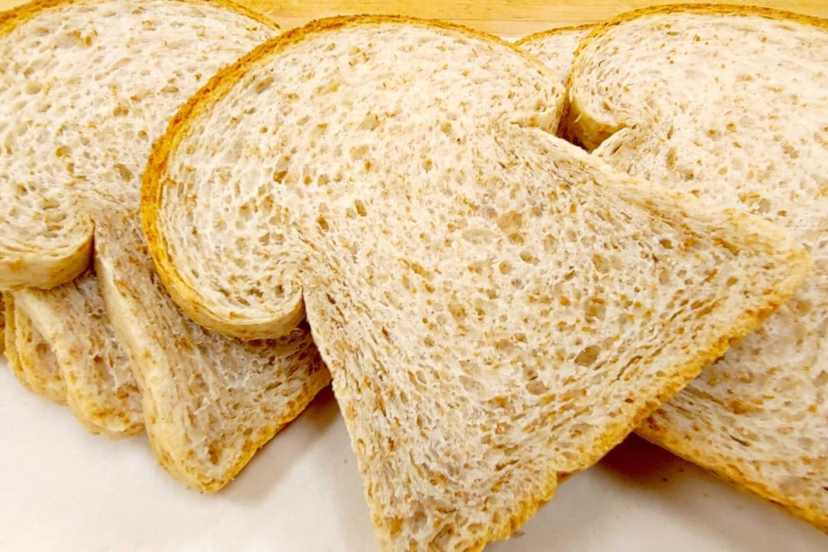 Whole Wheat Bread Loaf (Sliced, 16 oz)