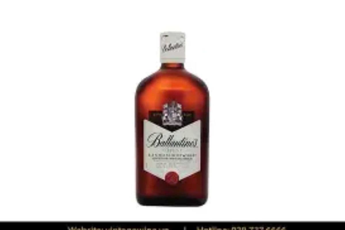 Ballantine's Finest - 375ml (1 x 375ml)