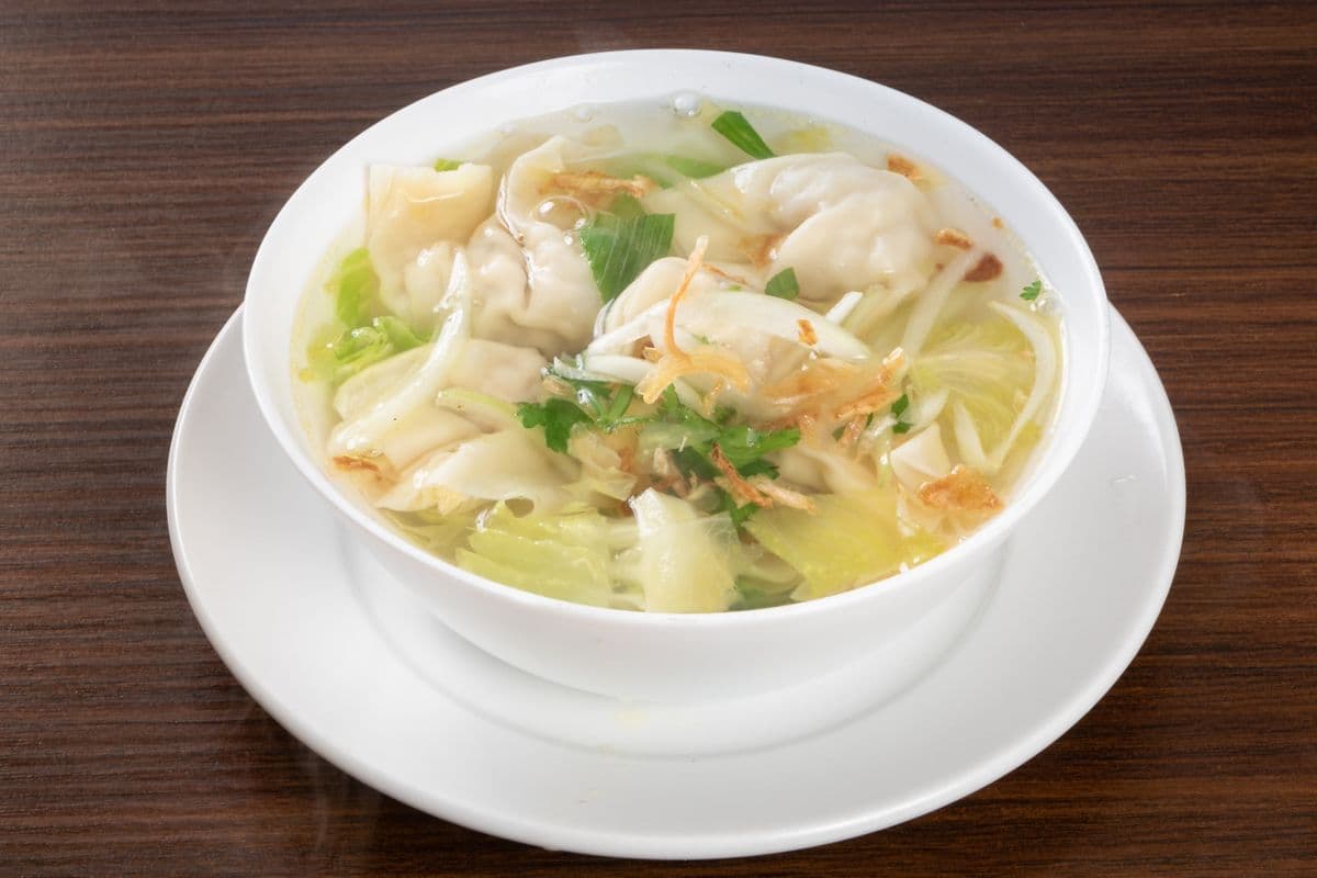 21. Soupe wonton / Wonton Soup