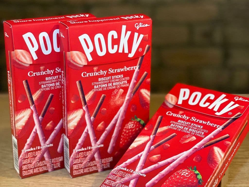 Pocky Strawberry