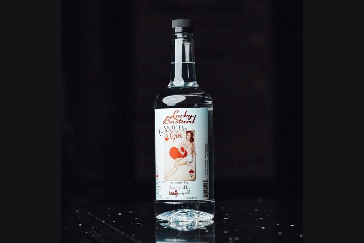 Lucky Bastard Gambit Gin 1140ML (1 x 1140 ml)