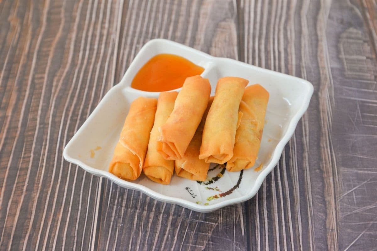 Spring Rolls (6 pcs)