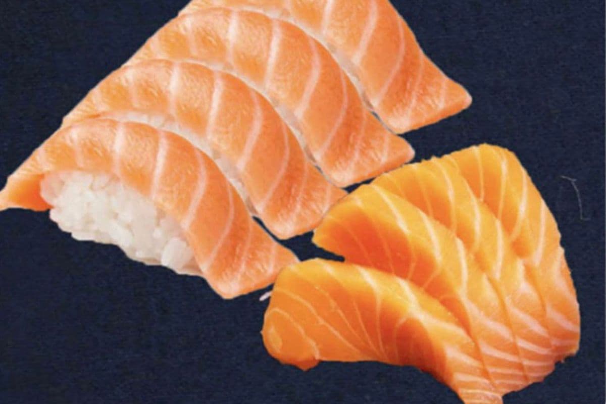 C7. Salmon Sushi (4 pcs), Salmon Sashimi (4 pcs)