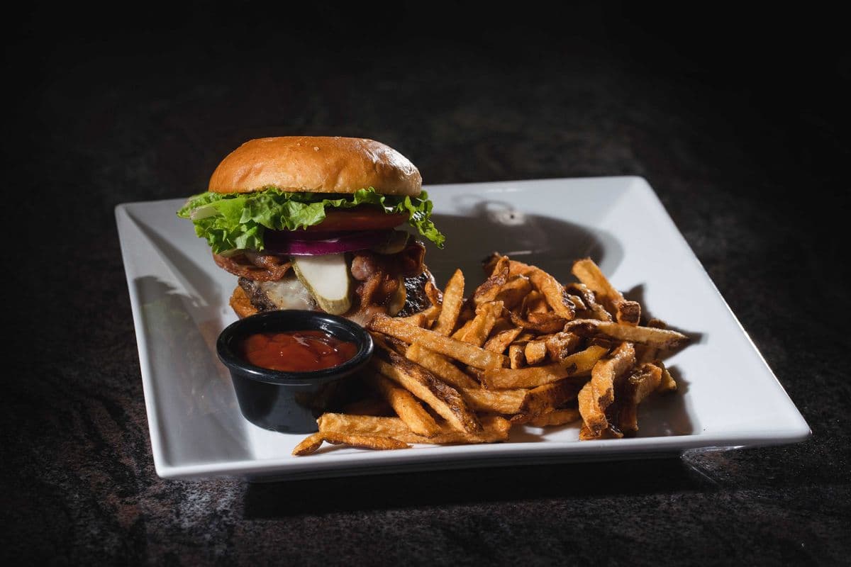Signature Banquet Burger