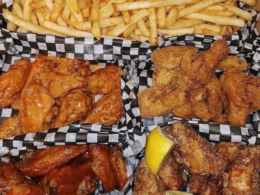 Online Game Day Wing Platter with Large Fry