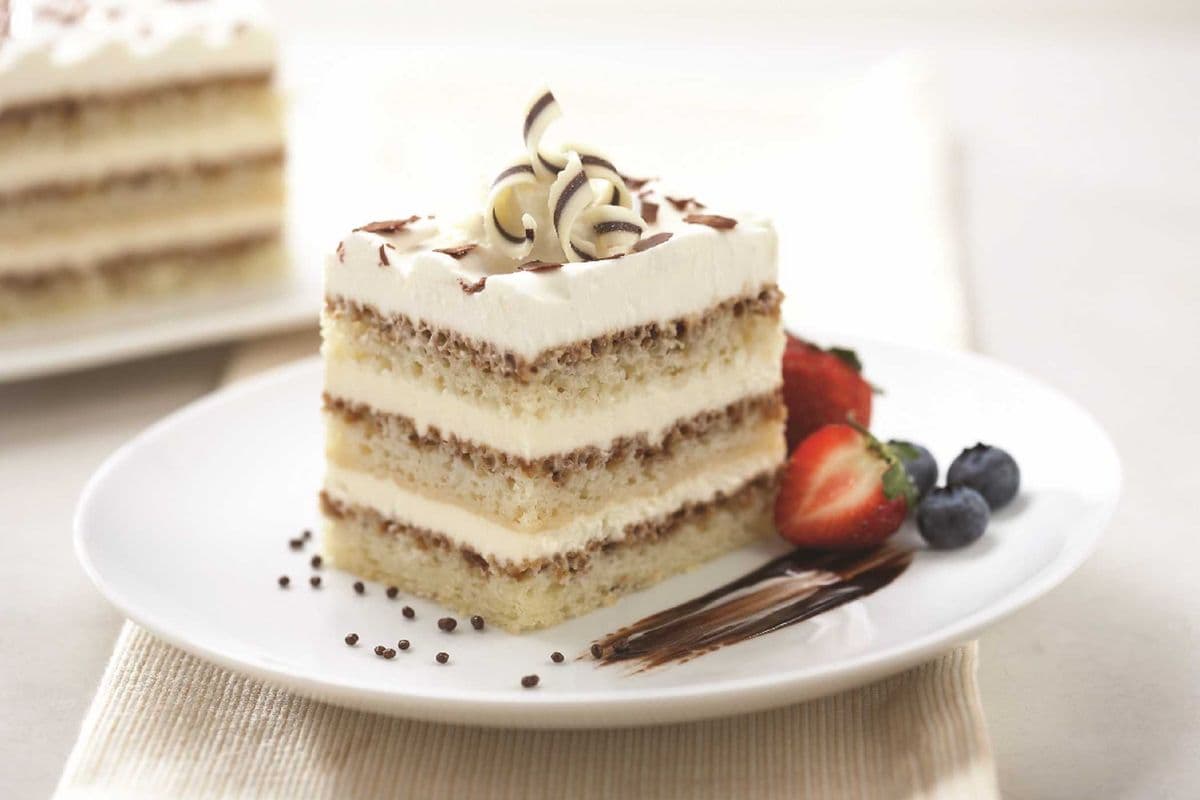 Tiramisu Cake