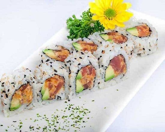 Spicy Tuna and Avocado Maki (6 pcs)