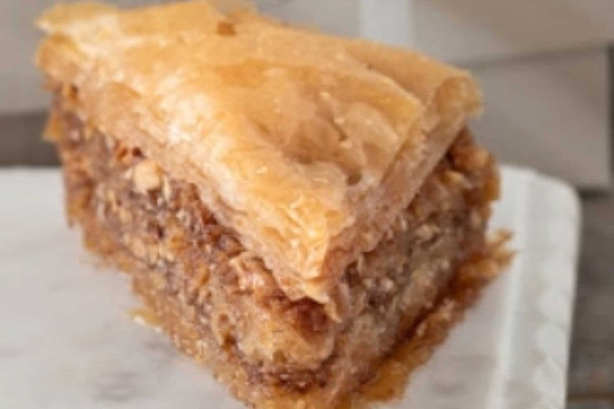 Large Baklava