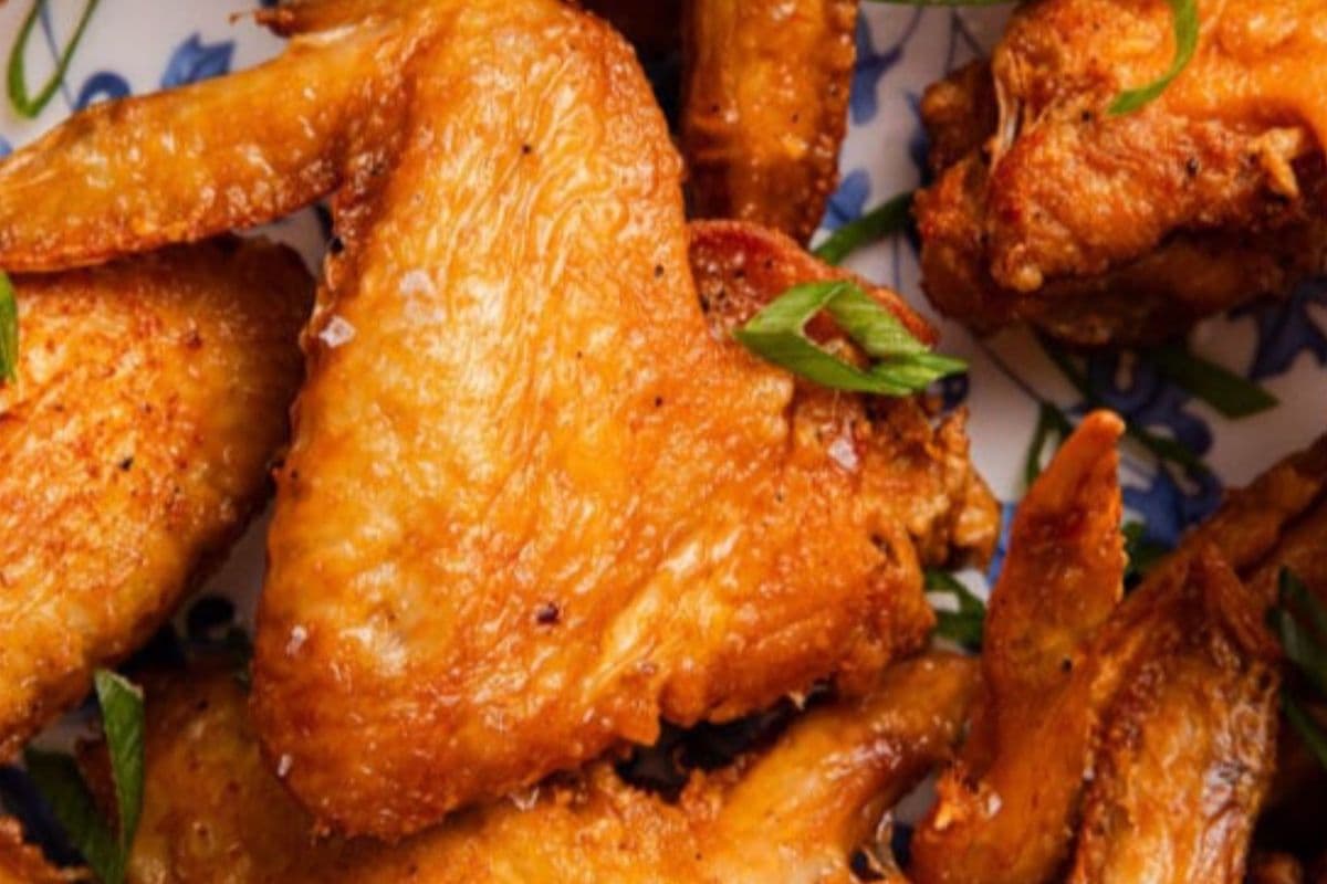 A13. Grundy Golden Wings (3 pcs)