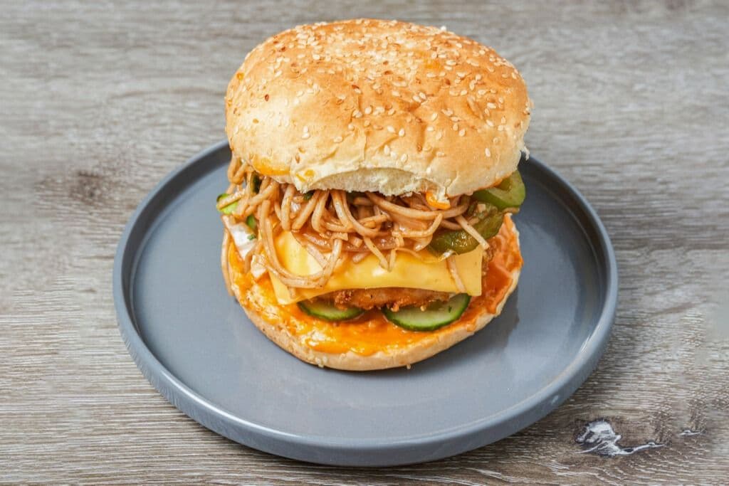 Veg Noodle Burger