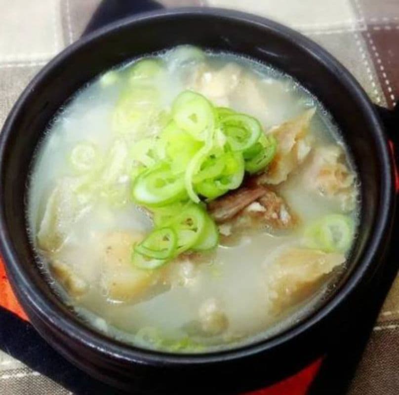 Ox Knee Soup (도가니탕)