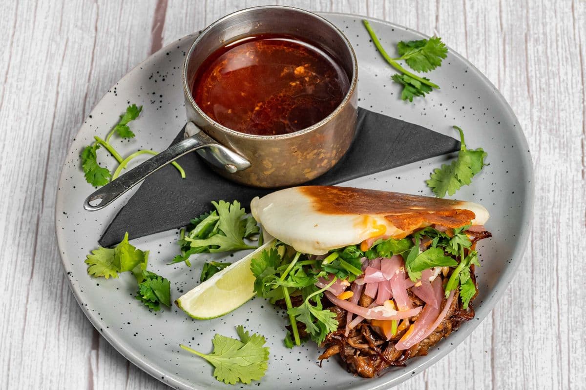 Birria Bun