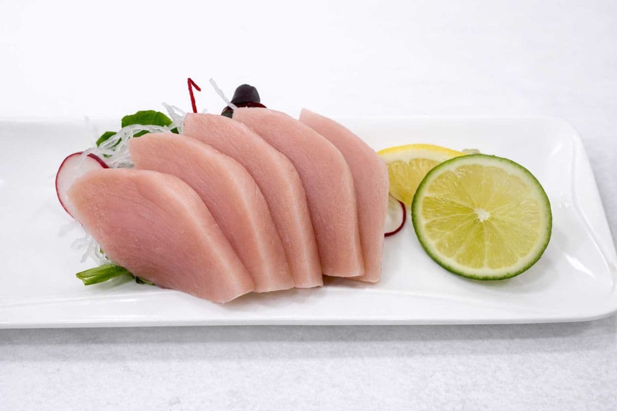 Tuna Sashimi (10pc)