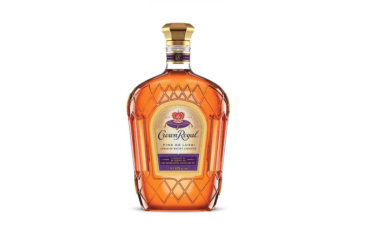 Crown Royal Fine Deluxe Canadian Whiskey (1 x 1140ml)